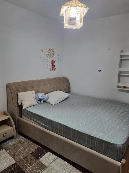 Apartament cu 3 camere decomandat în Doamna Ghica