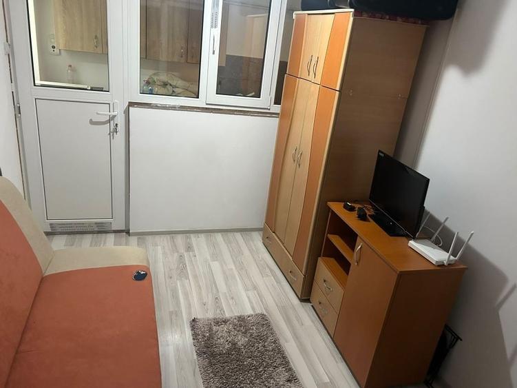 Garsonieră semidecomandată în Războieni