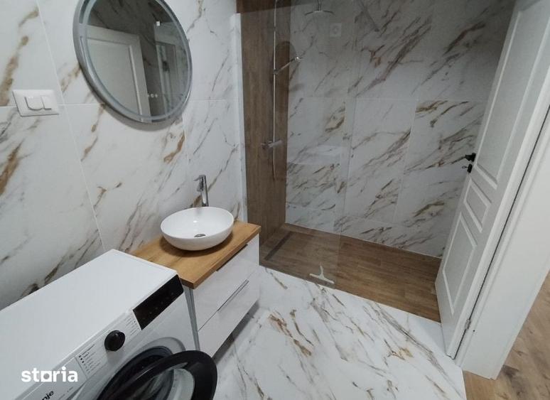 Garsonieră decomandată în Valea Lupului