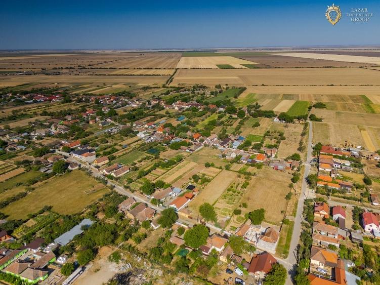Teren Construcții intravilan de 1664 mp, în Covăsinț