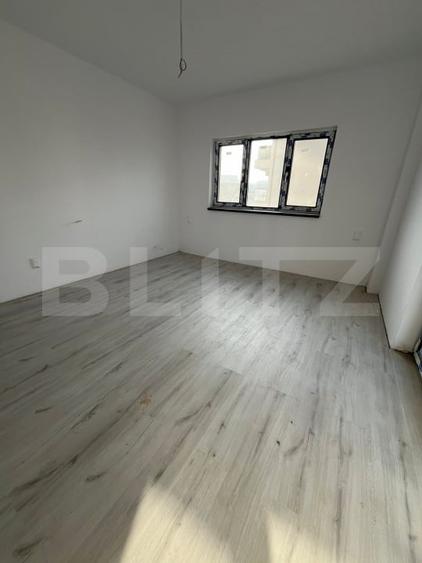 Apartament cu 2 camere decomandat în Vișani