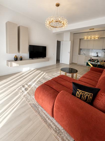 Apartament cu 2 camere semidecomandat, mobilat în Tomis Nord