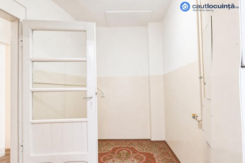 Casă cu 3 camere cu Teren 161 Mp în Tei