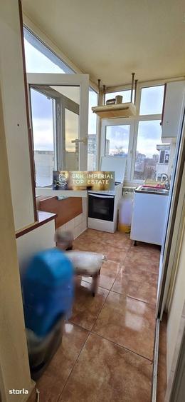 Apartament cu 3 camere decomandat în Casa de Cultură