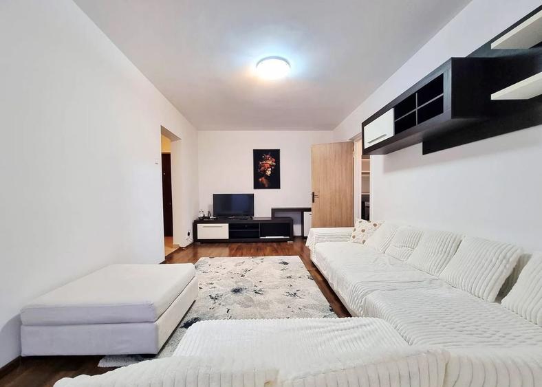 Apartament cu 2 camere semidecomandat, mobilat în Gorjului