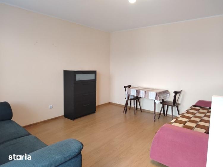Apartament cu 2 camere semidecomandat în Republicii