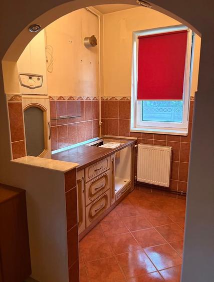 Apartament cu 2 camere decomandat în Exterior Vest