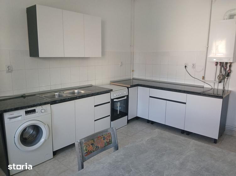 Ap. 2 camere, in casa cu gradina, Grigorescu, str. Sinaia - 11