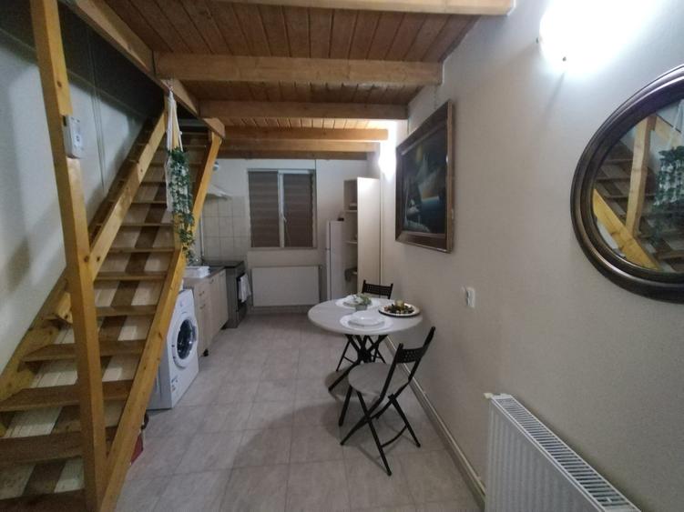 Apartament cu 2 camere decomandat în Lipovei
