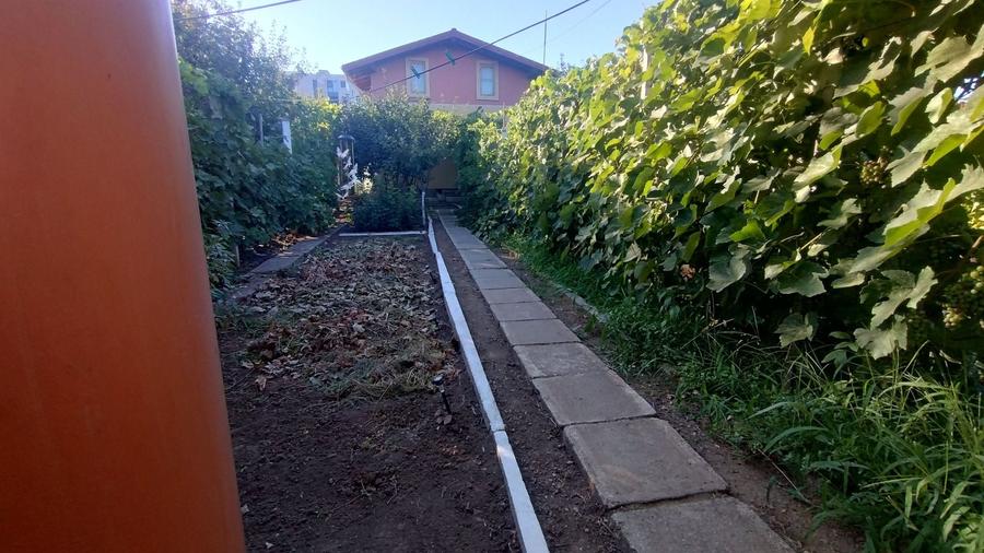Casă individuală cu 2 camere cu Canalizare în Palazu Mare
