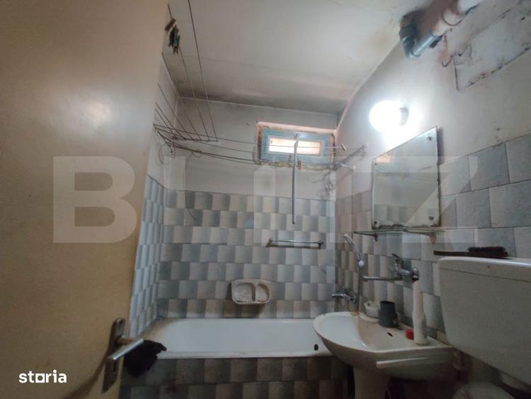 Apartament cu 3 camere semidecomandat în Central
