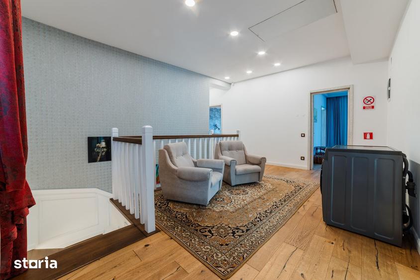 Casă cu 5 camere cu Teren 808 Mp în Dârste