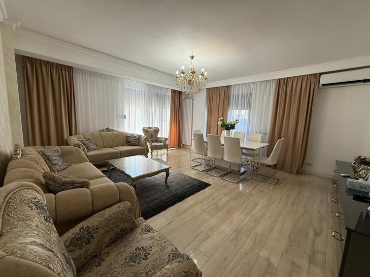 Apartament cu 4 camere decomandat, mobilat în Bucureștii Noi