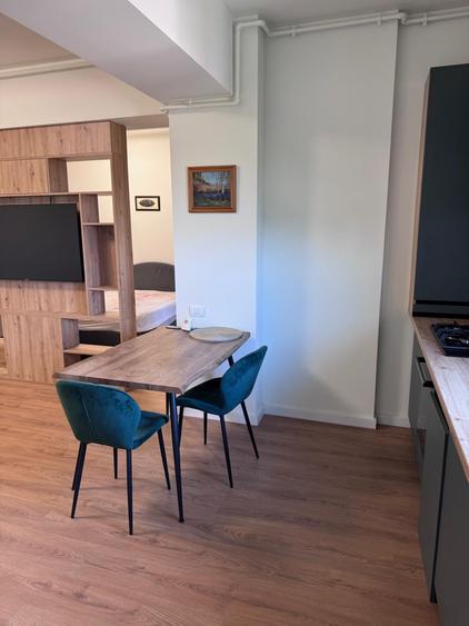 Apartament cu 2 camere decomandat, mobilat în Tomis Nord