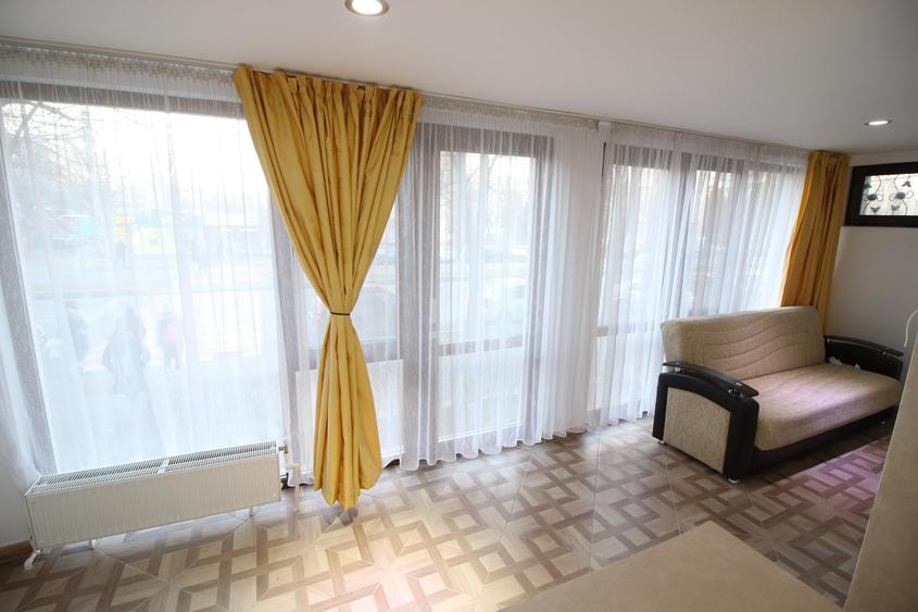 Apartament cu 2 camere în Micro 20