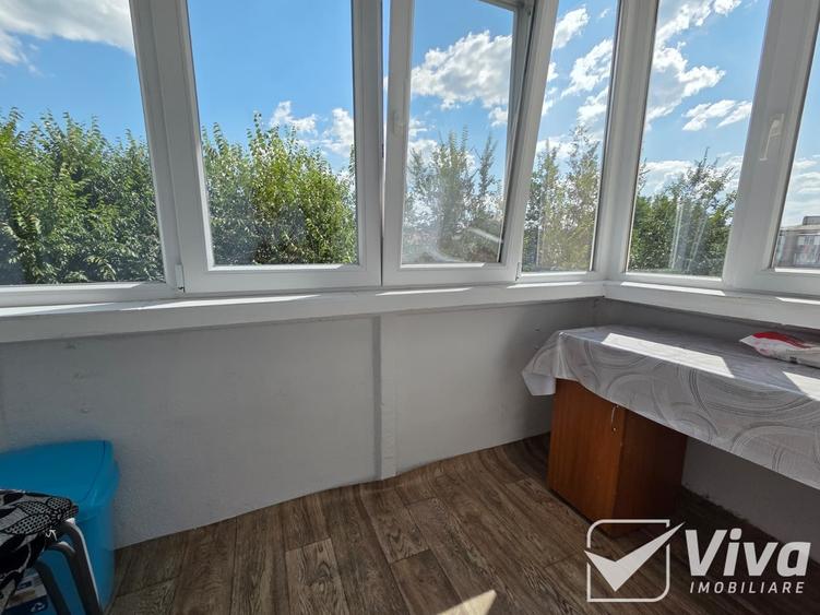 Apartament cu 2 camere decomandat în Nicolina