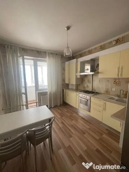 Apartament cu 2 camere decomandat în Giurgiului