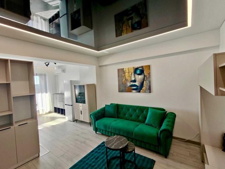 Apartament cu 3 camere decomandat în Energia