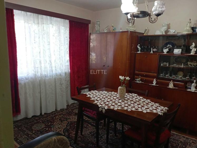 Apartament 2 camere,cu balcon-parter-zona pietei centrale Deva