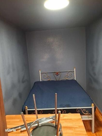 Inchiriez apartament 2 camere - 4