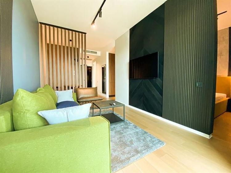 Apartament cu 2 camere semidecomandat în Floreasca