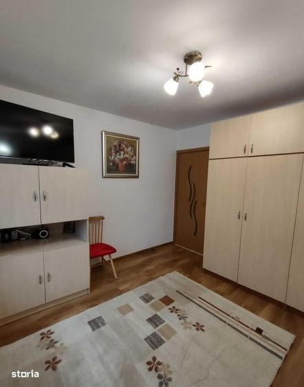 Apartament cu 2 camere decomandat în Drumul Taberei