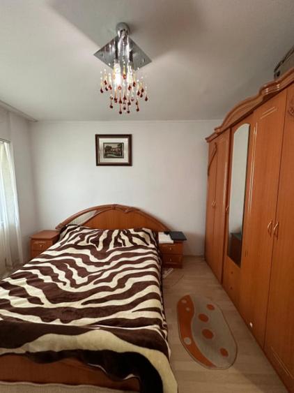 Apartament 3 camere de vanzare in zona Gara etaj inte - 1