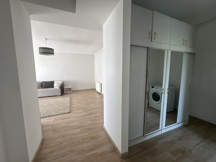 Apartament cu 2 camere decomandat, mobilat în Băneasa