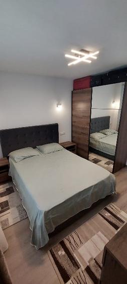 Apartament cu 3 camere decomandat, mobilat în Unirii