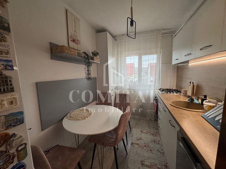 Apartament cu 2 camere decomandat, mobilat în Florești