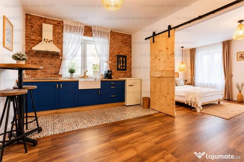 Apartament cu 2 camere semidecomandat în Centrul Istoric