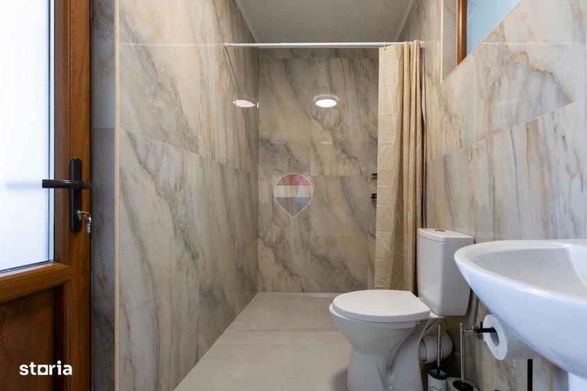Spațiu comercial, de 1,152 mp, în Borzești