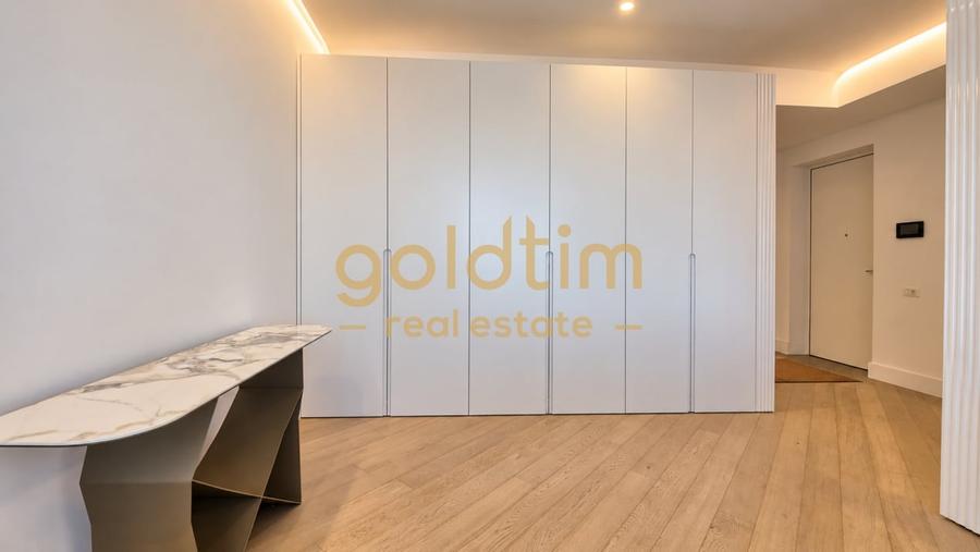 Apartament cu 3 camere semidecomandat, mobilat în Iancu Nicolae