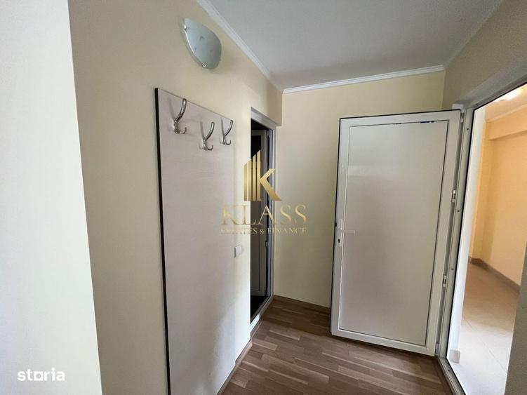 Casă cu 4 camere în Apărătorii Patriei