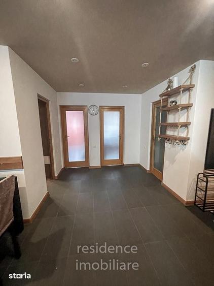 Apartament cu 3 camere semidecomandat în Andrei Mureșanu