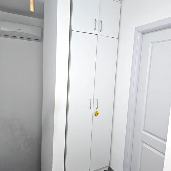 Casă cu 4 camere cu Canalizare în Titan