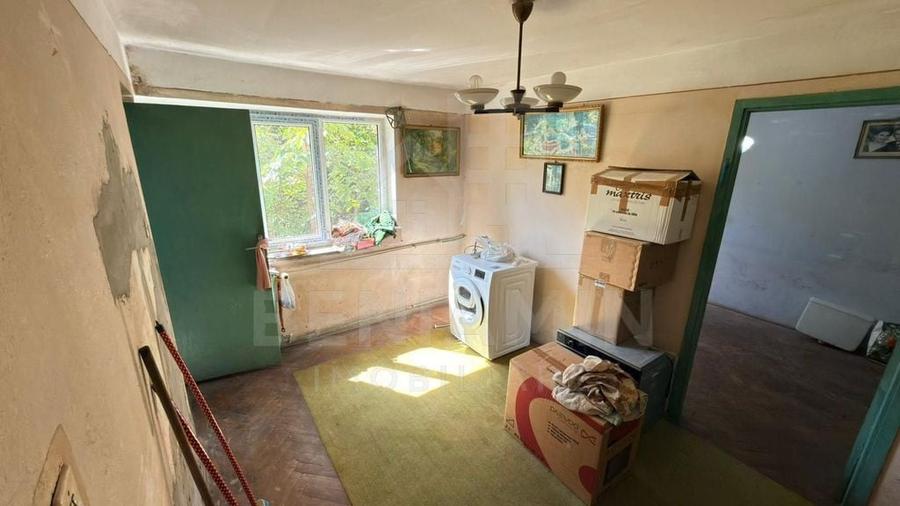 Apartament cu 2 camere semidecomandat în Valea Rosie