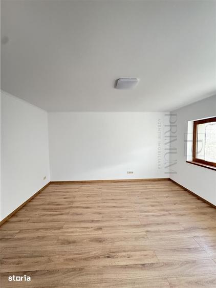 Casă cu 5 camere cu Teren 380 Mp în Giroc