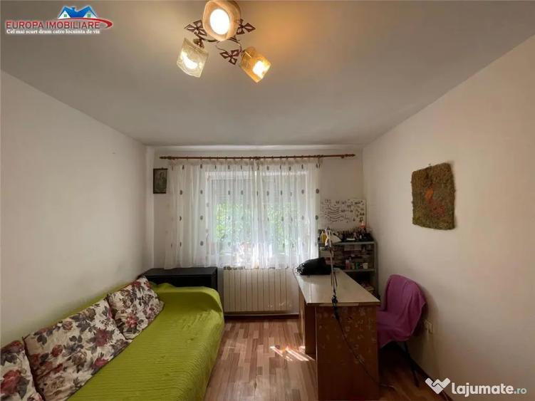 Apartament cu 2 camere semidecomandat în 23 August