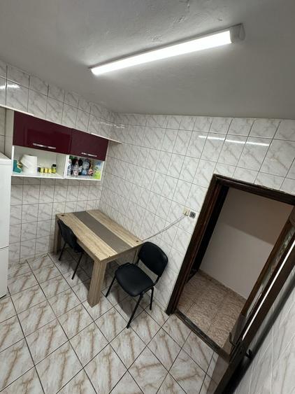 Inchiriez apartament cu 2 camere in centrul Constanta zona Dacia - 8