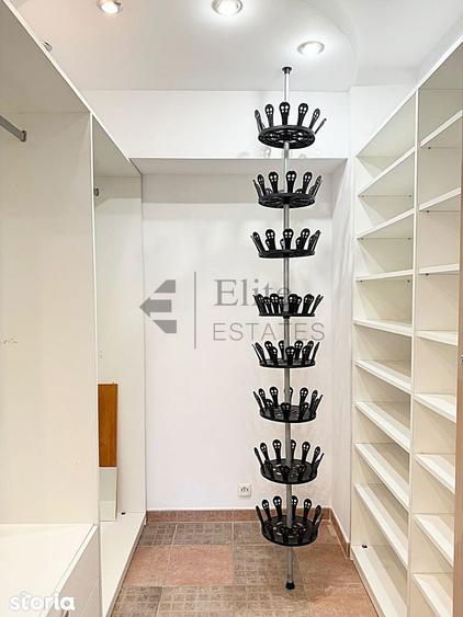 Apartament cu 4 camere în Orașul Nou
