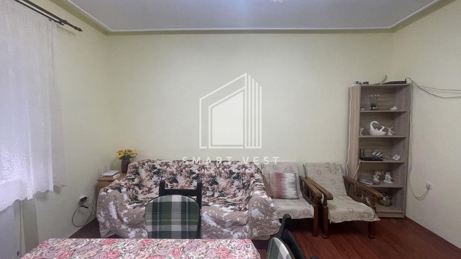 Duplex cu 4 camere cu Canalizare în 14 Mai