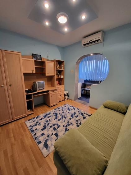 Apartament cu 3 camere decomandat în Gheorghe Lazăr