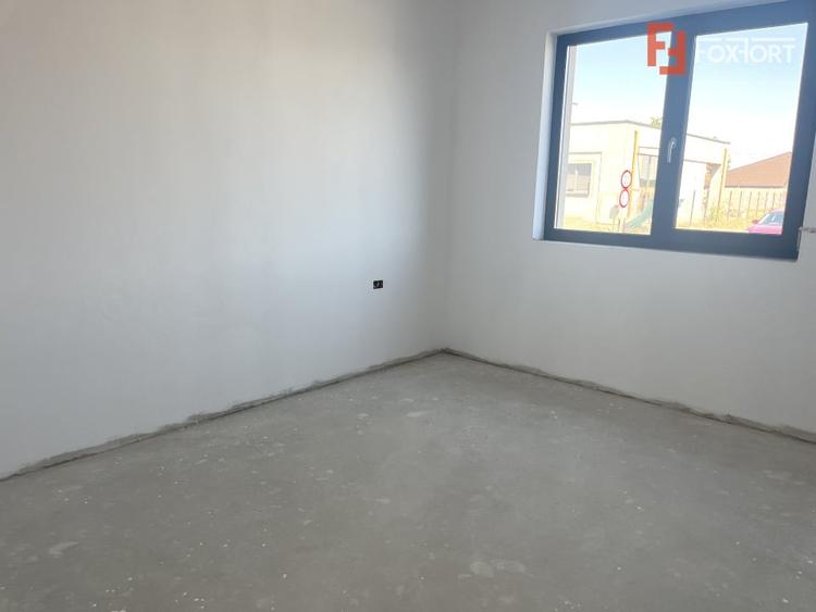 Duplex cu 4 camere cu Canalizare în Urseni