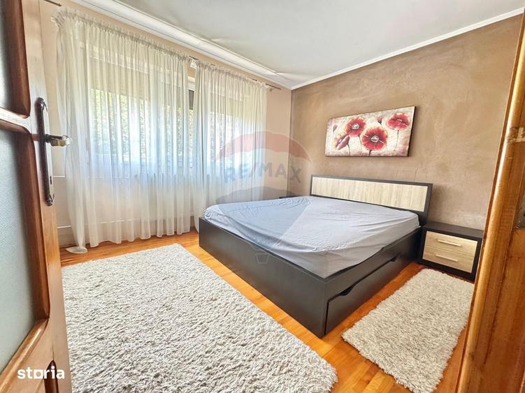 Apartament cu 3 camere decomandat în Rogerius