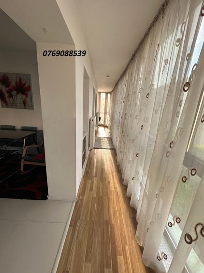Apartament cu 2 camere semidecomandat, mobilat în Baicului