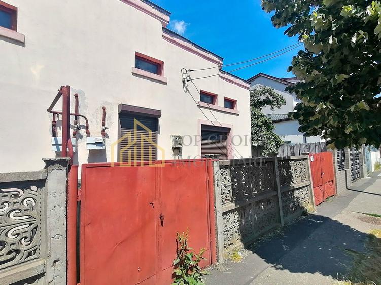 Casă cu 3 camere cu Canalizare în Giulești