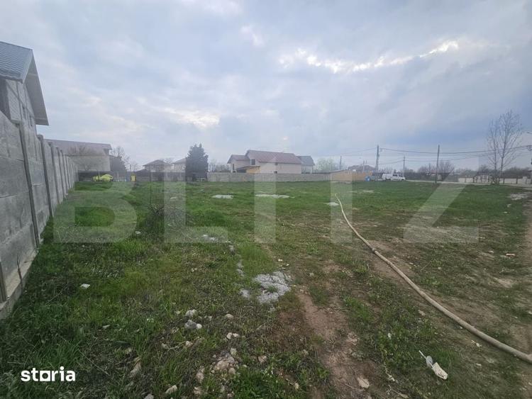 Teren de 700 mp, în Șimnicu de Sus