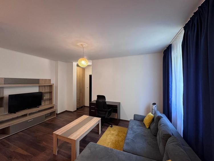Apartament cu 2 camere decomandat, mobilat în Ultracentral