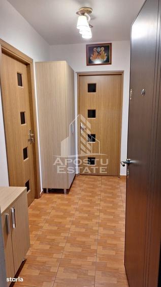 Apartament cu 4 camere decomandat în Elisabetin